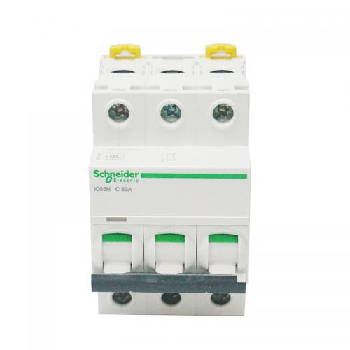 施耐德 低压断路器 IC65N 3P C32A 单位：个